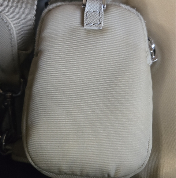 Prada re edition 2005 - Picture 2 of 8